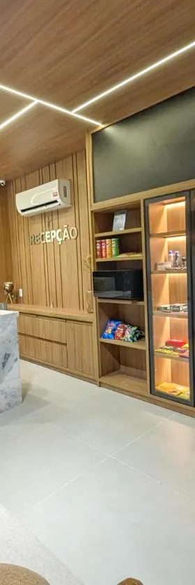 Hotel Jardim Iracema，位于特奥菲卢奥托尼的酒店