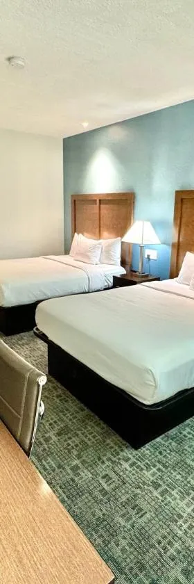 Baymont by Wyndham Richmond I-70，位于里士满的酒店