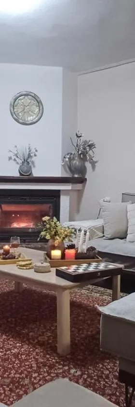 Cozy γωνιά στο χωριό，位于Lianokládhion的酒店