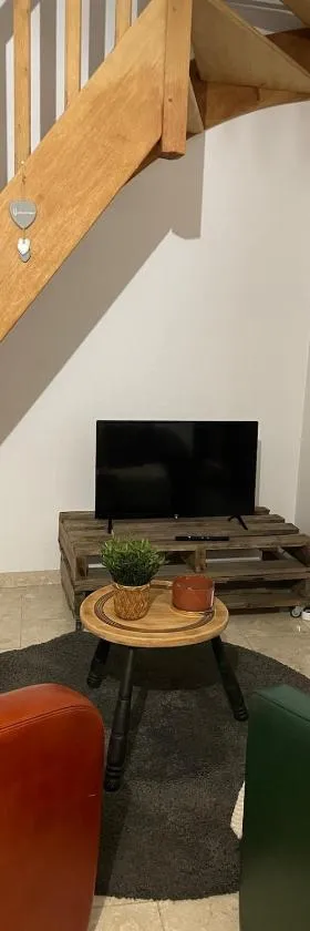 Le Lorient duplex en plein centre de Mordelles，位于Mordelles的酒店
