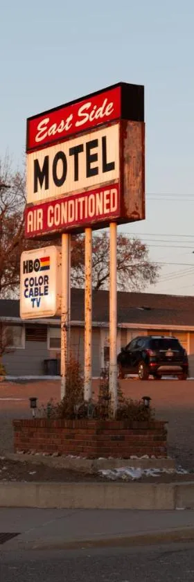East Side Motel & Cabins，位于Mobridge的酒店