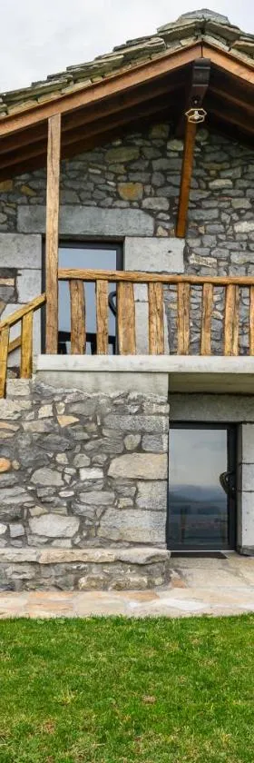 La cabañuca apartamento La Garma，位于Quintana的酒店