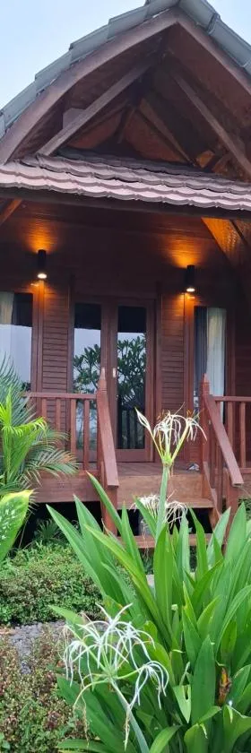 Medewi Lumbung Surf & Stay，位于Airsatang的酒店