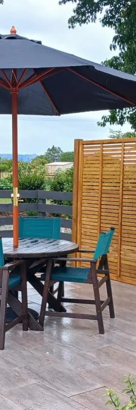 THE GUEST HOUSE - Awakeri modern country cottage，位于Awakeri的酒店