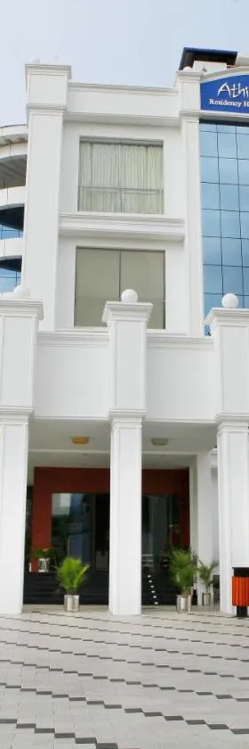 Athirappilly Residency Chalakudy，位于Kizhake Chālakudi的酒店
