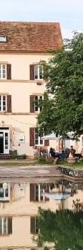 La Maison du Canal，位于Clamerey的酒店