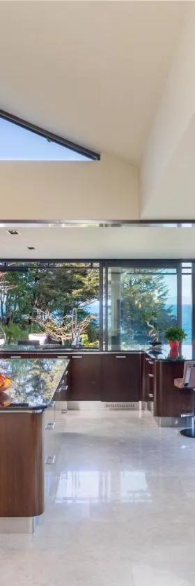 Lodge by the beach - Luxury, Beach access, Ocean views, Private chef，位于凯特里特里的酒店