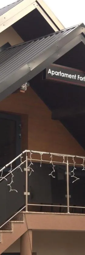 Apartament Fort 206，位于Ujkowice的酒店