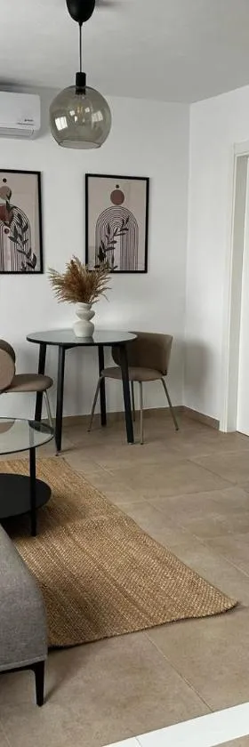 Apartamentos RoMar Campillos，位于坎皮略斯的酒店