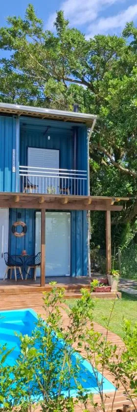 Casa container，位于Dom Pedro de Alcântara的酒店