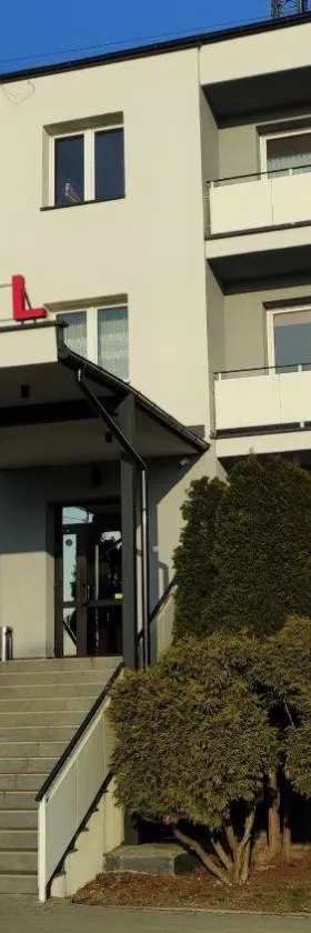 Hotel Mława，位于姆瓦瓦的酒店