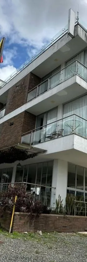 LUXURY Hotel，位于圣罗莎德卡瓦尔的酒店