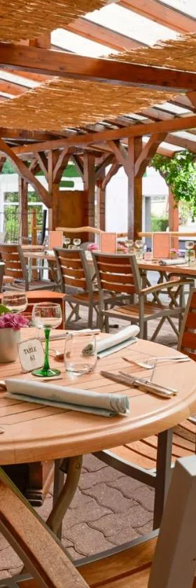 Logis Hotel Restaurant Le Faudé，位于拉普特鲁瓦的酒店