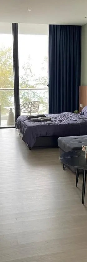 Sematan Roxy Beach Apartment，位于Sematan的酒店