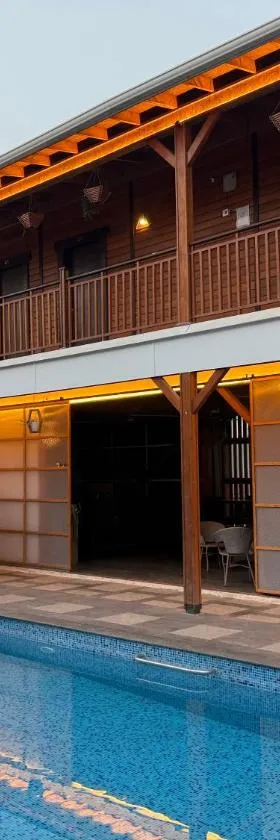 Lepino Resort and Cafe，位于海得拉巴的酒店