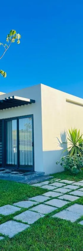 Private Secluded Cosy Studio in Avalon Golf Estate，位于Bois Chéri的酒店