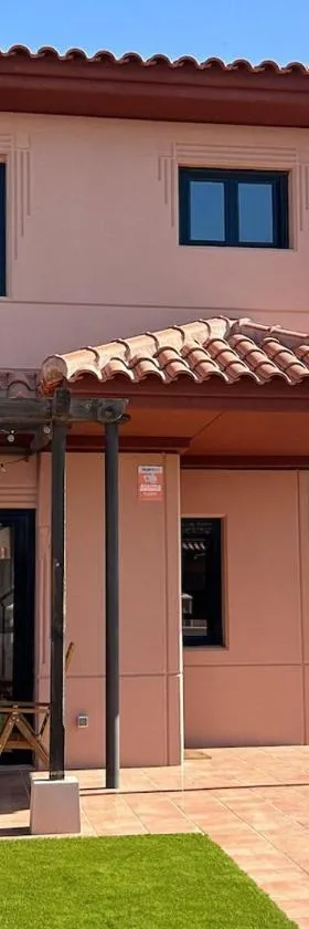 Villa Esther，位于Majanicho的酒店