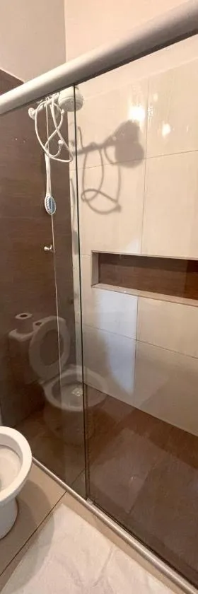 Quarto em frente aeroporto Efatá Shalom，位于大坎普的酒店