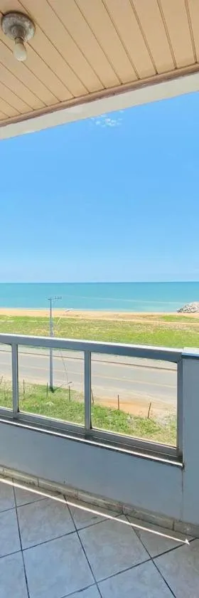 Bela vista a beira mar，位于马拉塔伊济斯的酒店