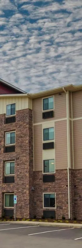 My Place Hotel- Nashville East-140/Lebanon, TN，位于莱巴嫩的酒店