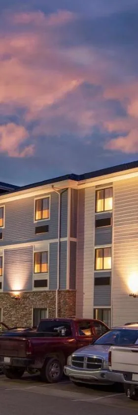 My Place Hotel-Pittsburgh North/Monaca, PA，位于莫纳卡的酒店
