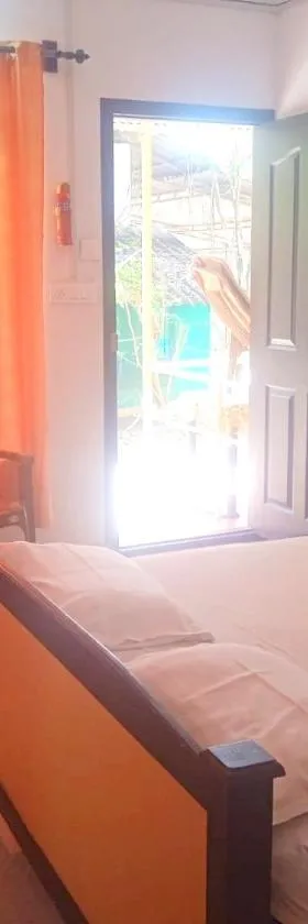 Woodside Homestay Wayanad，位于Batheri的酒店