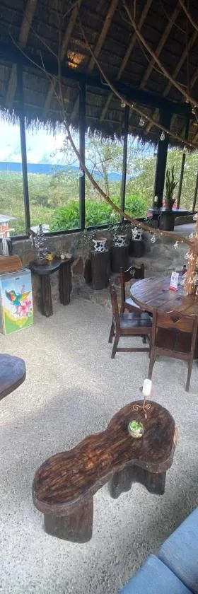 Finca de la Vaca - Family House，位于Mera的酒店