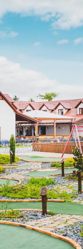 Slovácký dvůr s.r.o.，位于奥斯特罗赫新村的酒店