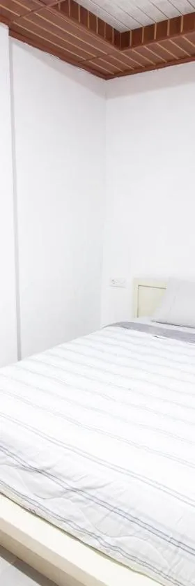 Sakaloka Mountain Homestay，位于Besakih的酒店