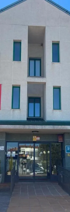 米拉尔坎波酒店，位于阿苏克卡德埃纳雷斯的酒店