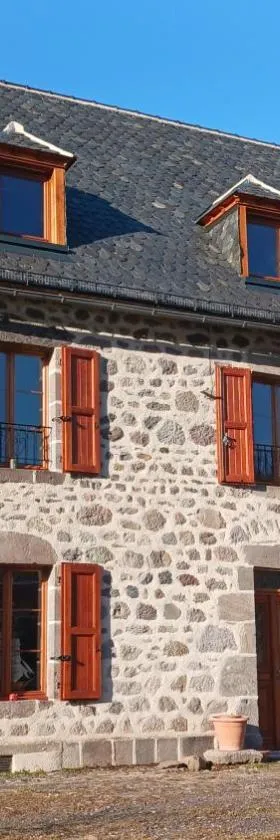 Les Nuits de Vieillespeze，位于Saint-Projet-de-Salers的酒店
