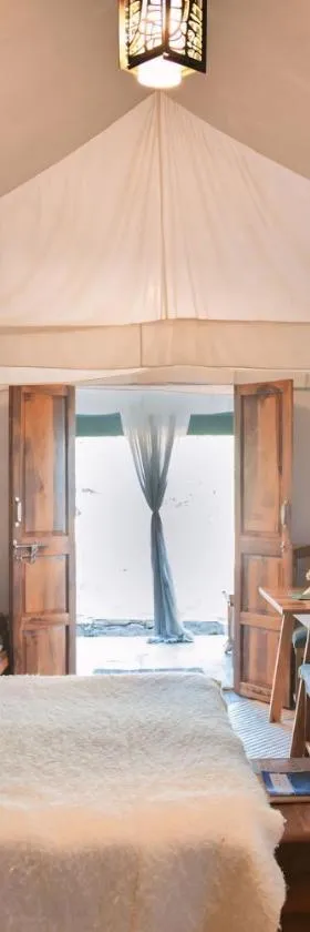 Nayalap - Rural Himalayan Glamping，位于Shitlakhet的酒店