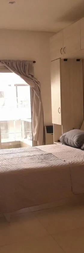 Amplio y cómodo departamento céntrico，位于拉普拉塔的酒店