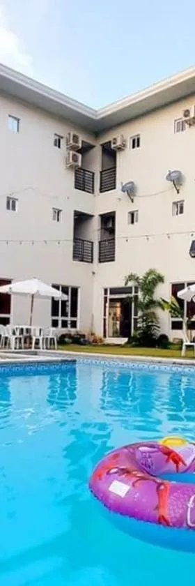 Three M's Hotel and Restaurant，位于帕古普的酒店