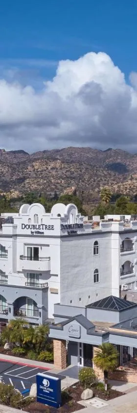 DoubleTree by Hilton Chatsworth，位于查茨沃斯的酒店