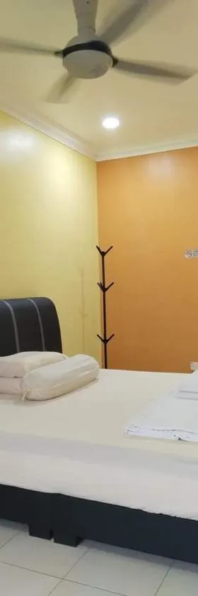 Happy Raub Guest House，位于劳勿的酒店