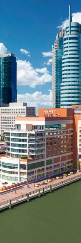 Hyatt Regency Jersey City on the Hudson，位于泽西市的酒店