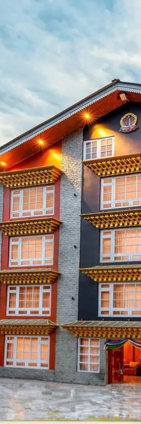 Summit Gangchen Hotel，位于拉亨的酒店