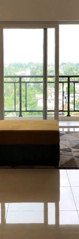 Urban living at Fairway，位于巴塔拉穆拉的酒店