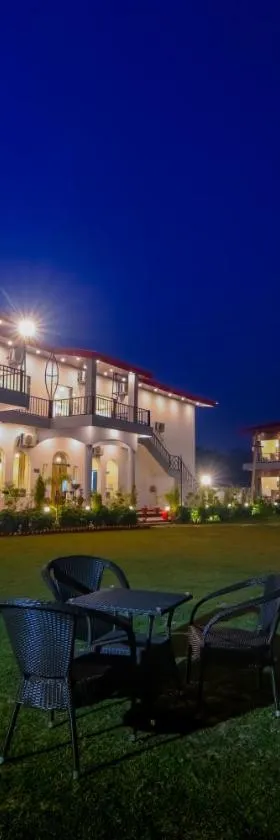 Corbett Wild Flower Resort and Spa by Raghukulam Hotels and Resorts，位于兰纳加的酒店