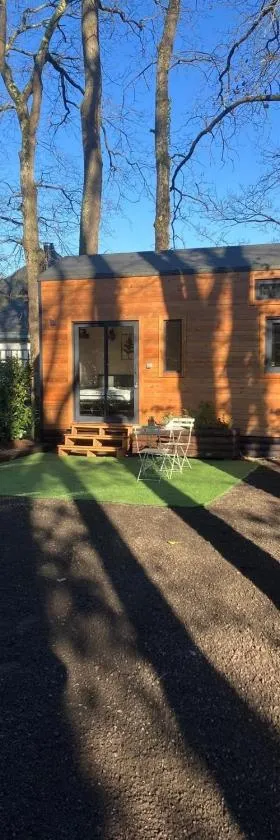 Tiny House，位于阿夫里耶的酒店