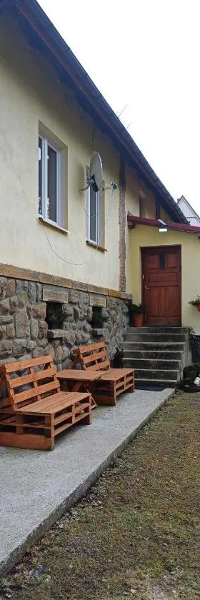 Modrzewie，位于缅济莱谢的酒店