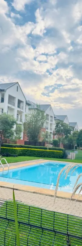 JMM Investments 2 Bedroom Apartment，位于安特卫普的酒店