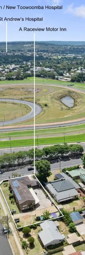 Raceview Motor Inn，位于土乌巴的酒店