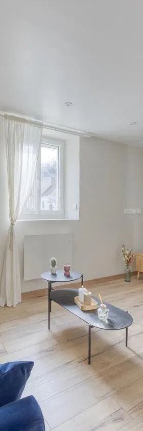 Movie Prestige - Elegant - Moderne - Netflix avec VidéoProjecteur - Stationnement facile，位于Laigneville的酒店