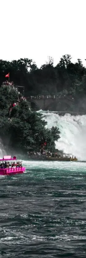 Rheinfall Living，位于诺伊豪森的酒店