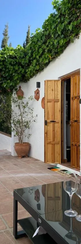 Casita with Views of Frigiliana，位于弗里希利亚纳的酒店