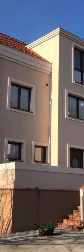 Apartmán Na Dukelské s garáží，位于塔博尔的酒店