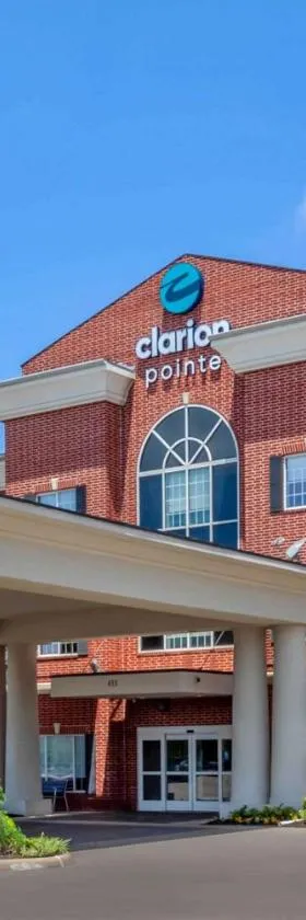 Clarion Pointe Sulphur Springs，位于热萨尔弗斯普林斯的酒店