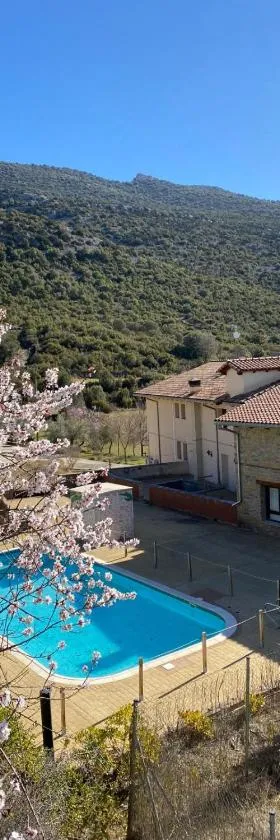 Hotel Guara Inlukā，位于Las Almunias的酒店